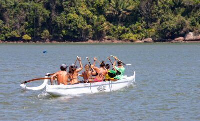 Canoa Havaiana em Ubatuba: Onde Fazer e Dicas Top